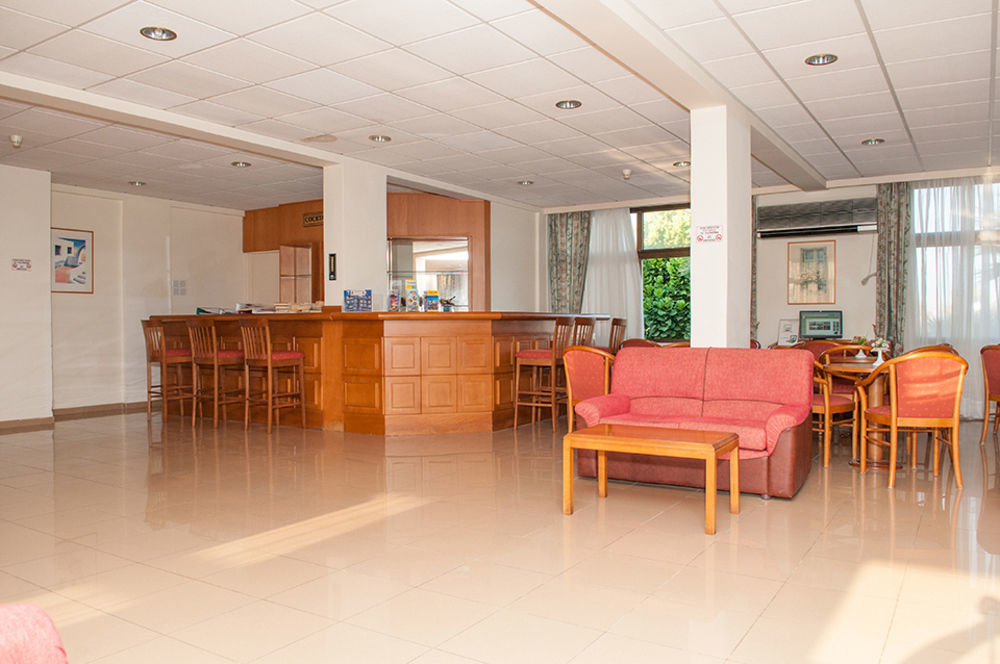Harry'S Hotel Protaras Exterior photo